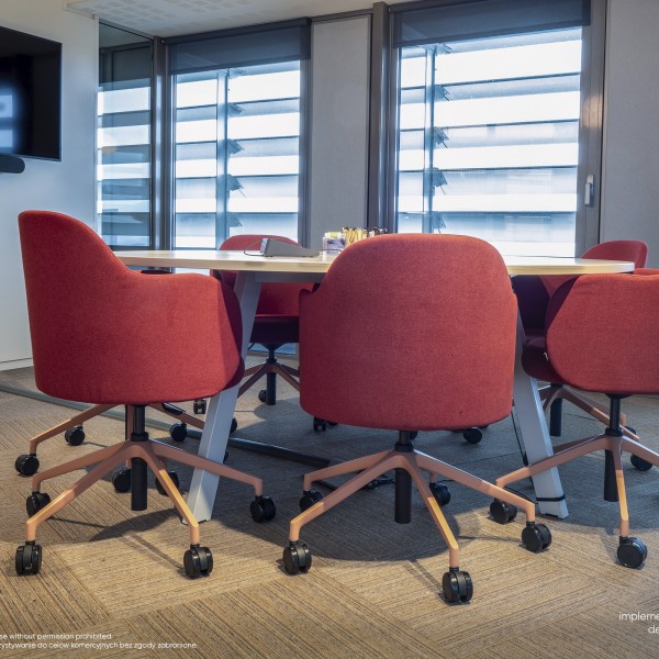 flos - conference chairs