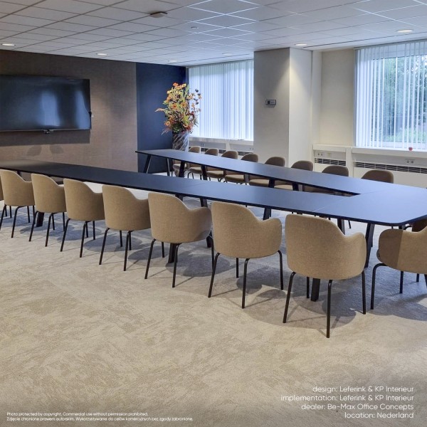 flos - conference chairs