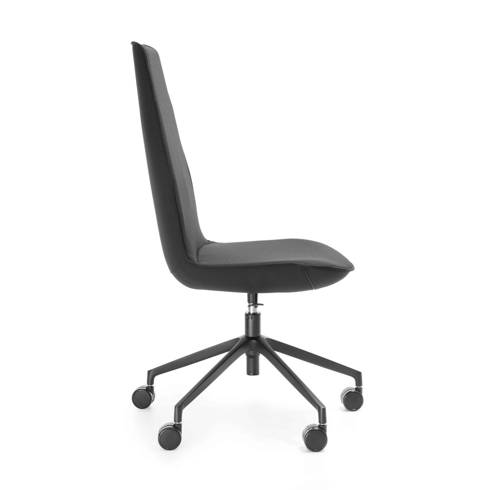 Swivel armchair LUMI | Bejot | Manufacturer of armchairs